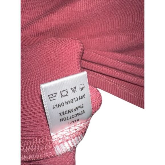 NEW WITH TAGS Beautiful Aemi + Co Lettuce‎ Edge trim top blouse Size small pink - Picture 6 of 7